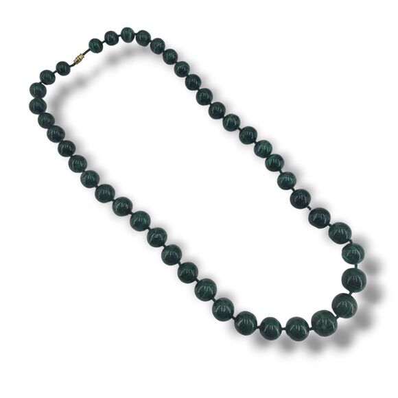 Vintage Green Round Malachite Graduated Bead Heavy Necklace Small Glass Spacers - Picture 8 of 10